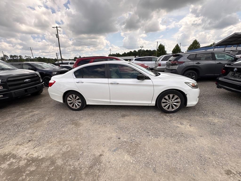 Honda Accord LX Sedan CVT 2013