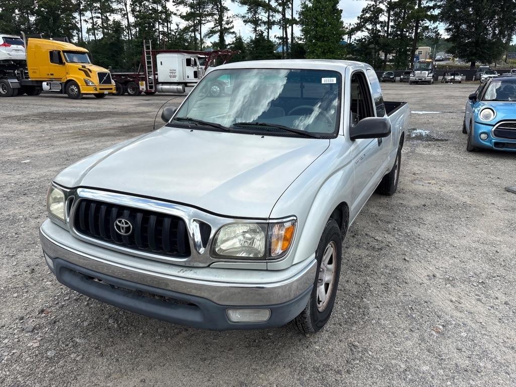 Toyota Tacoma Xtracab 2WD 2001