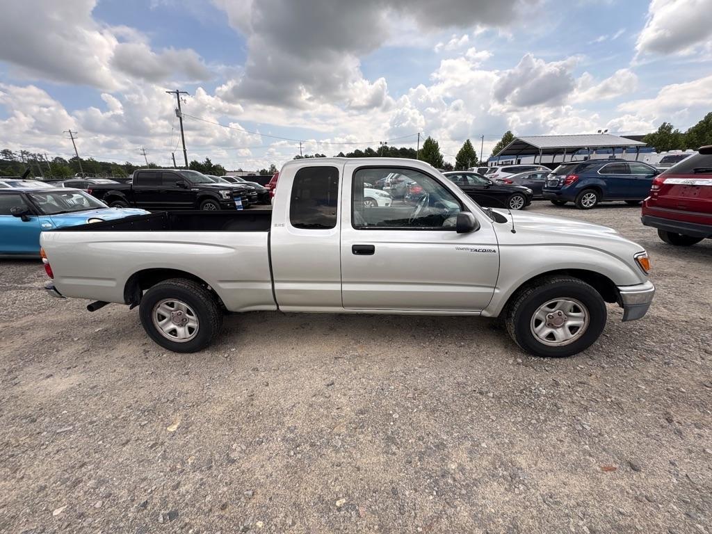 Toyota Tacoma Xtracab 2WD 2001