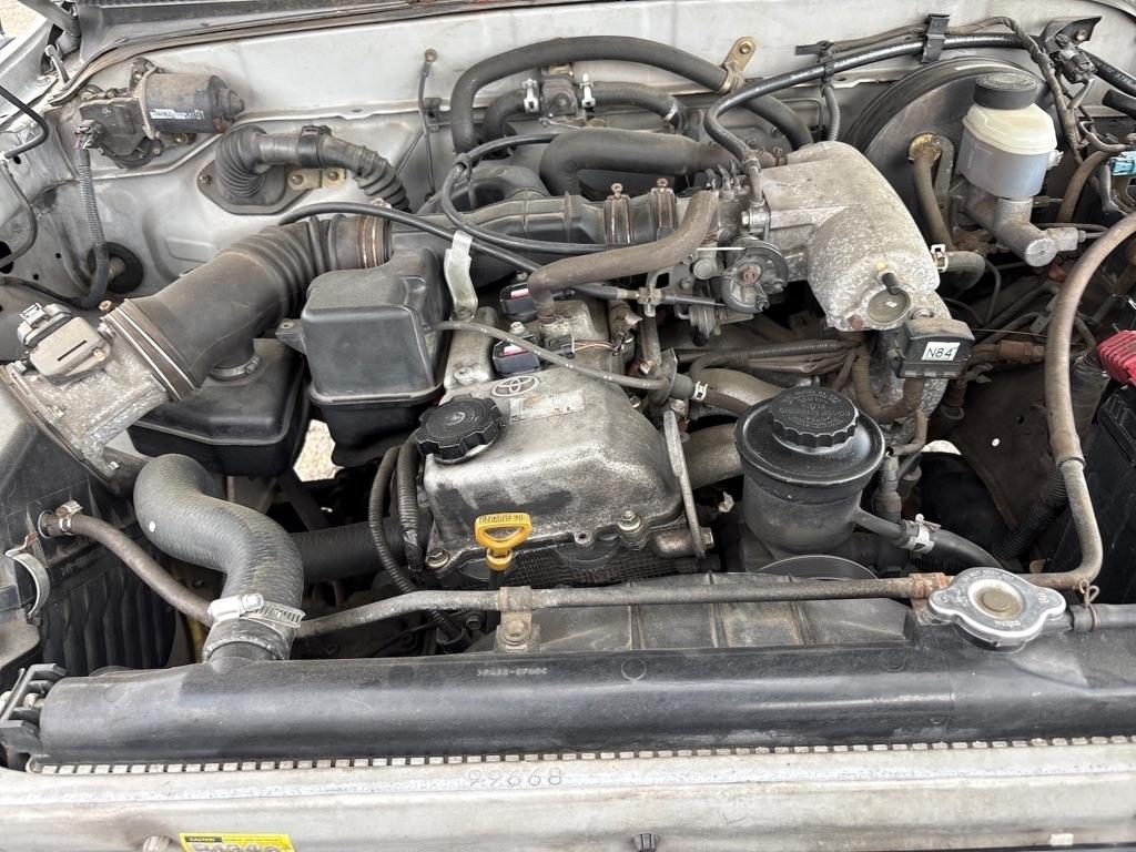 Toyota Tacoma Xtracab 2WD 2001