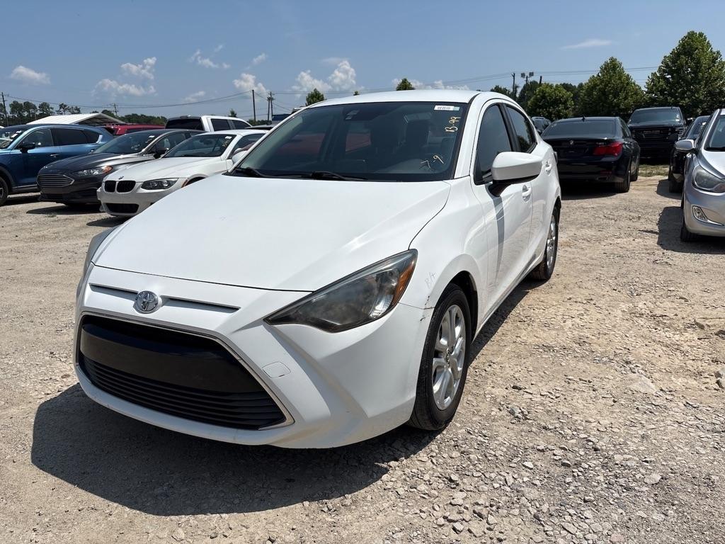 Toyota Yaris iA 6A 2017