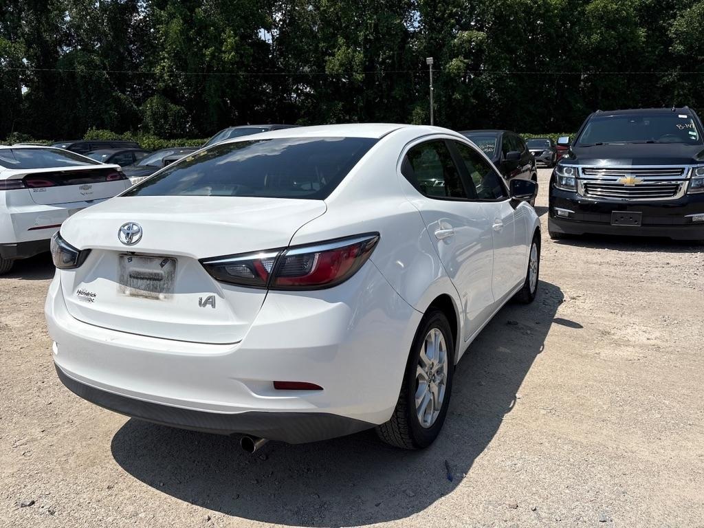 Toyota Yaris iA 6A 2017