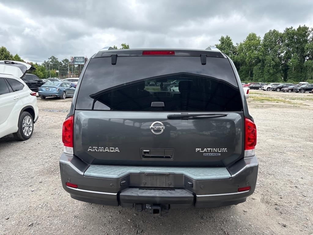 Nissan Armada Platinum 2WD 2011