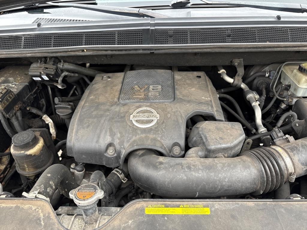 Nissan Armada Platinum 2WD 2011