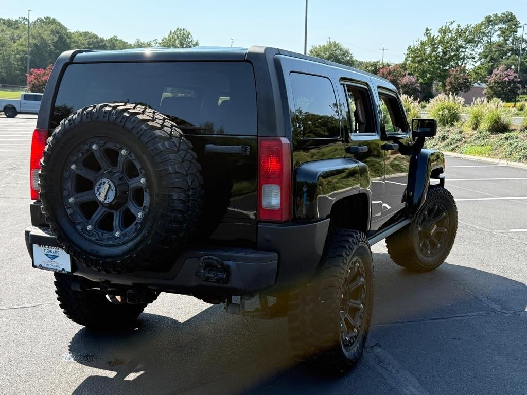 HUMMER H3 Base 2008