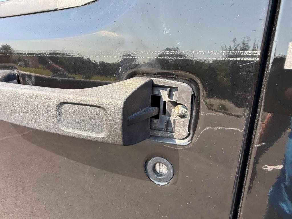 HUMMER H3 Base 2008