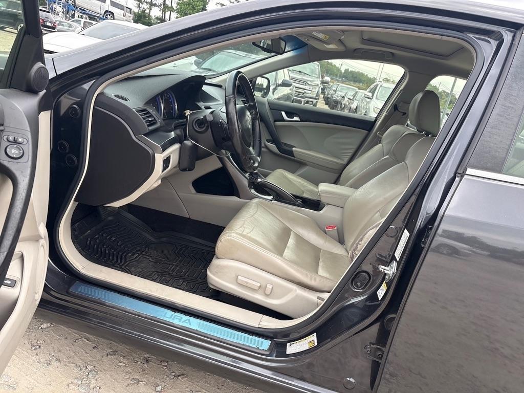 Acura TSX 5-speed AT 2013