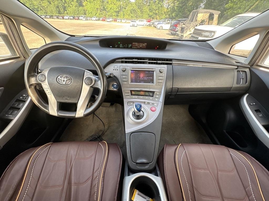 Toyota Prius Persona Series Special Edition 2015