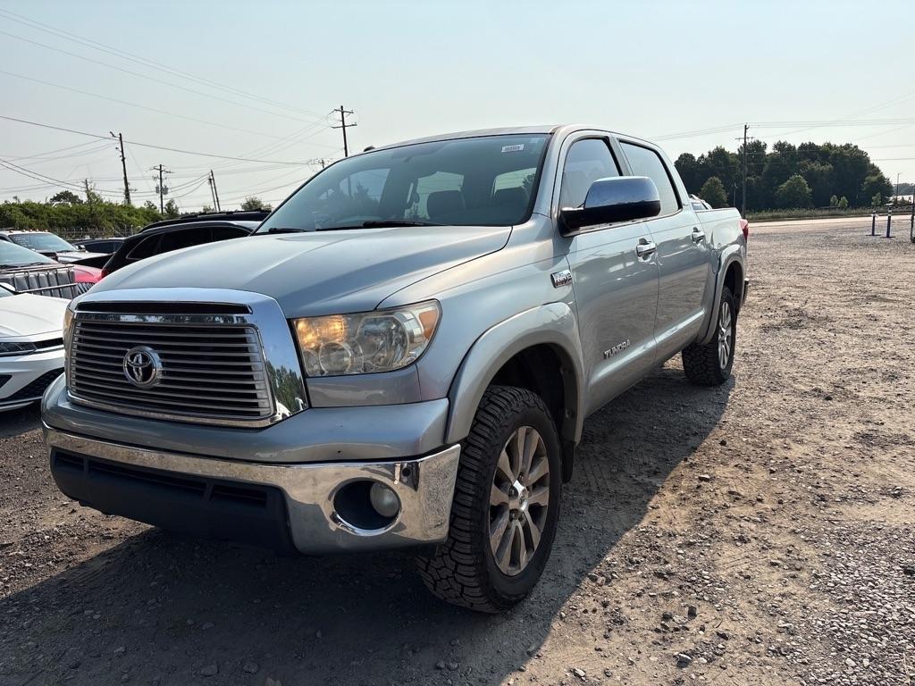 Toyota Tundra Limited 5.7L CrewMax 2WD 2011