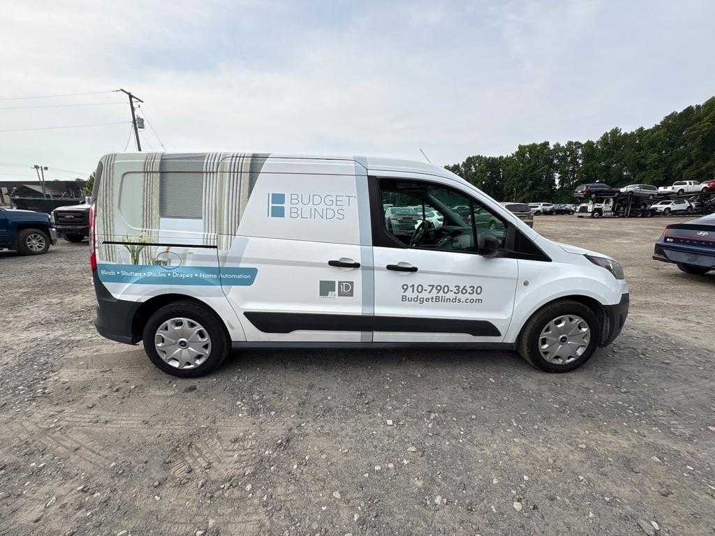 Ford Transit Connect Cargo Van XL LWB w/Rear Liftgate 2017