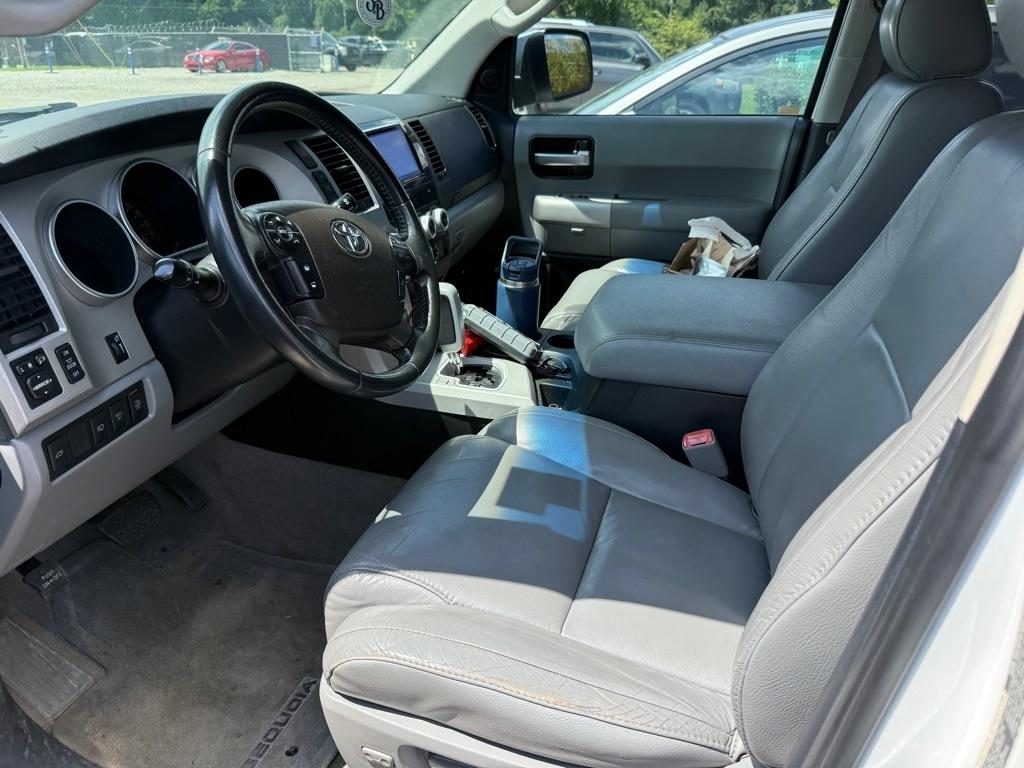 Toyota Sequoia Limited 4WD 2008