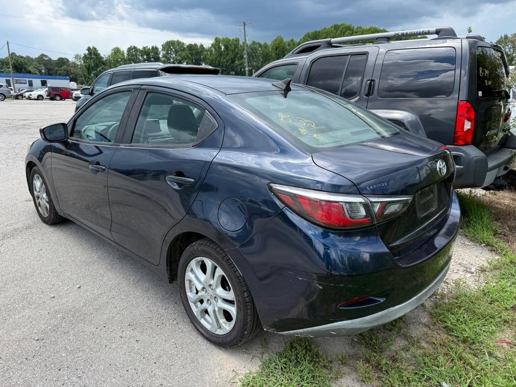 Toyota Yaris iA 6A 2017