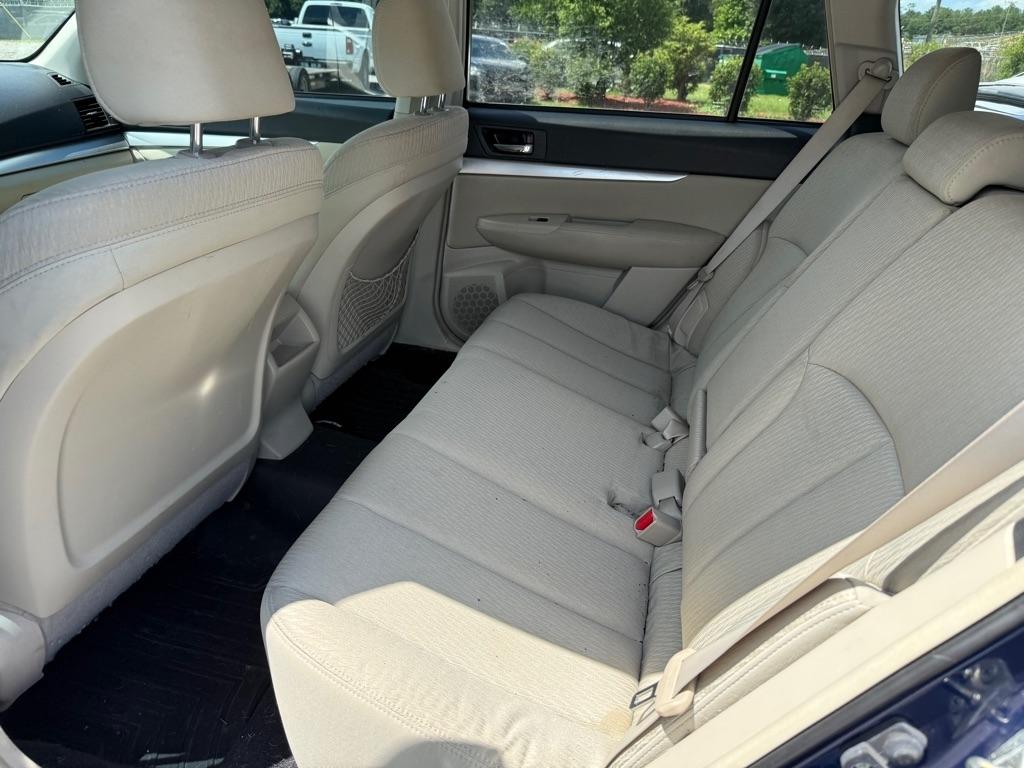 Subaru Outback 2.5i Premium 2011