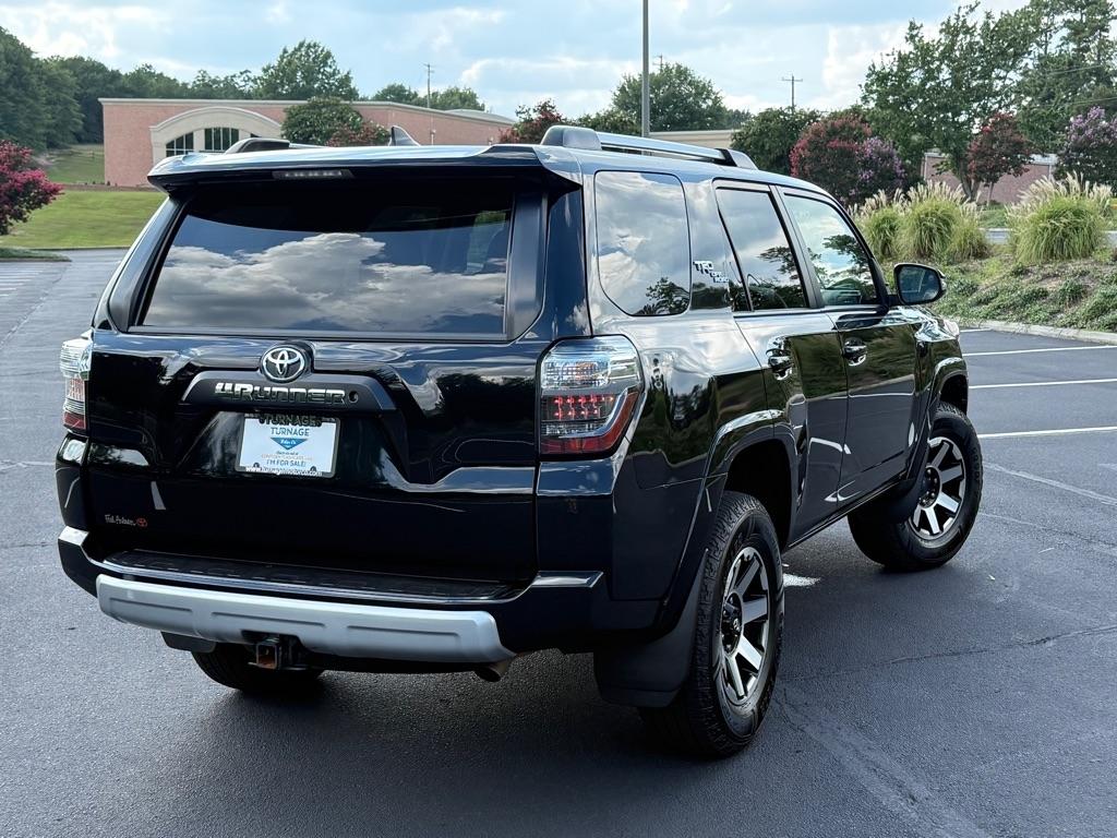 Toyota 4Runner SR5 4WD 2017