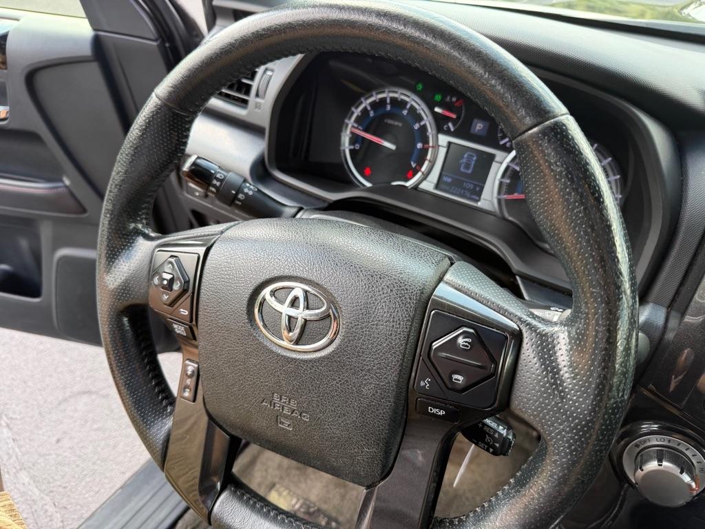 Toyota 4Runner SR5 4WD 2017