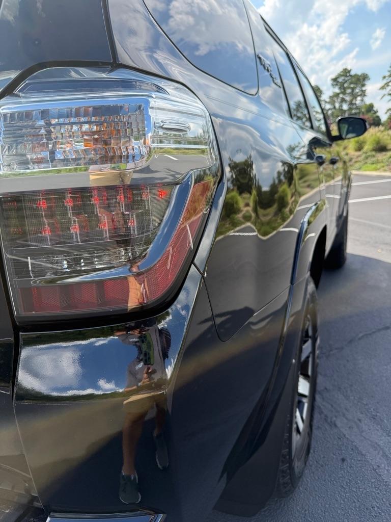 Toyota 4Runner SR5 4WD 2017