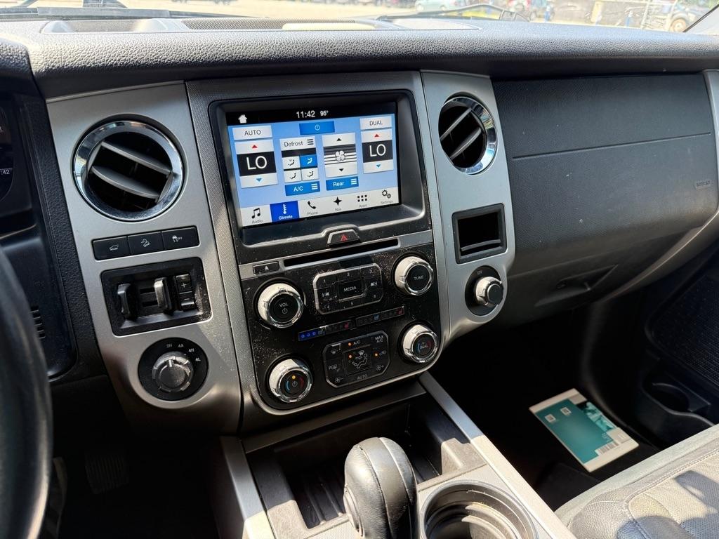 Ford Expedition XLT 4WD 2016