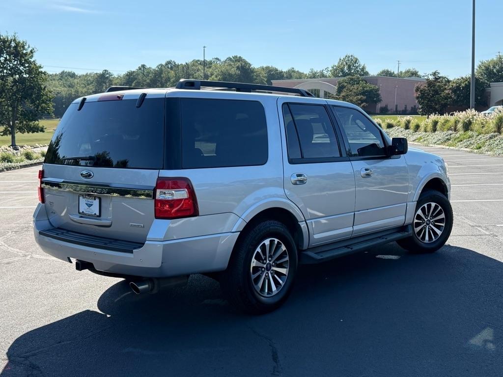 Ford Expedition XLT 4WD 2016