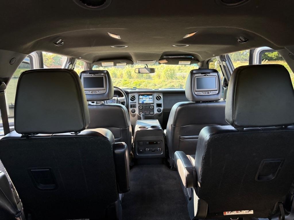 Ford Expedition XLT 4WD 2016