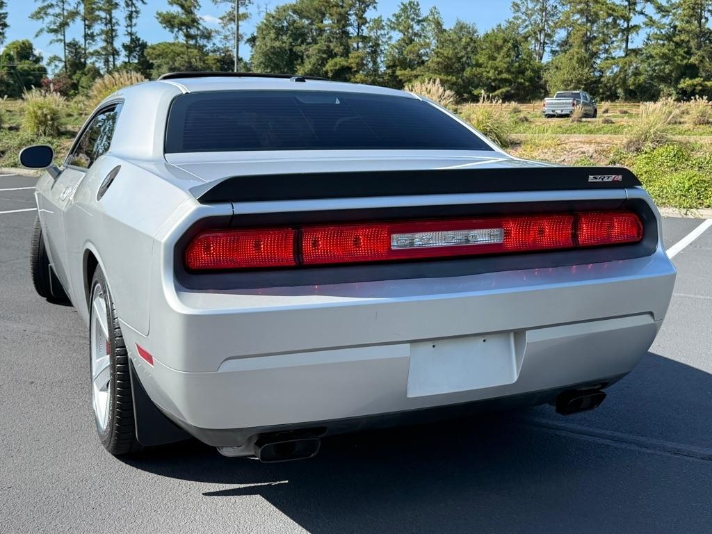Dodge Challenger SRT8 2008