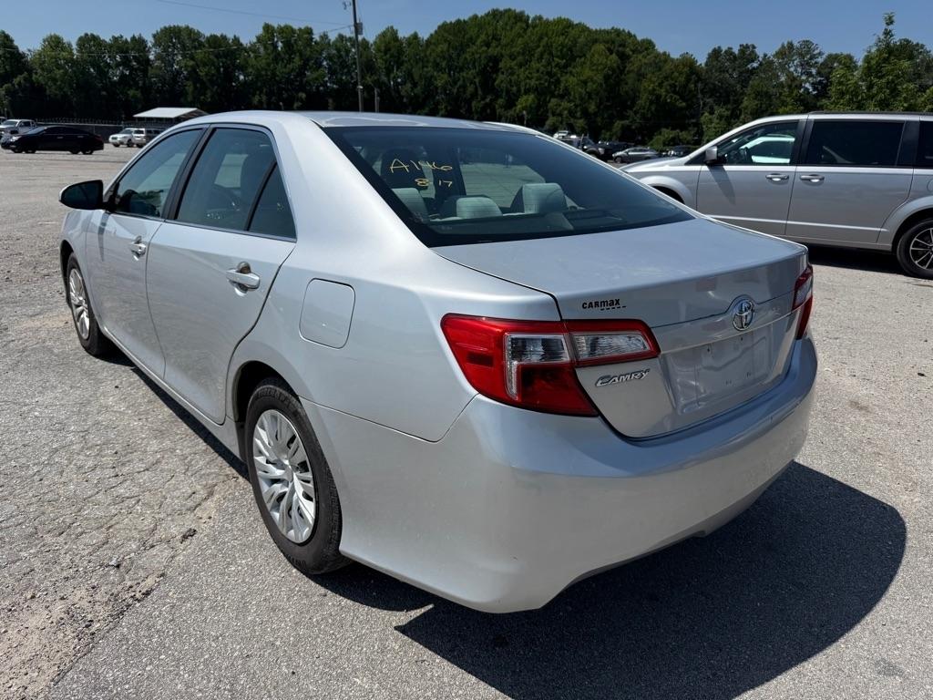 Toyota Camry L 2012