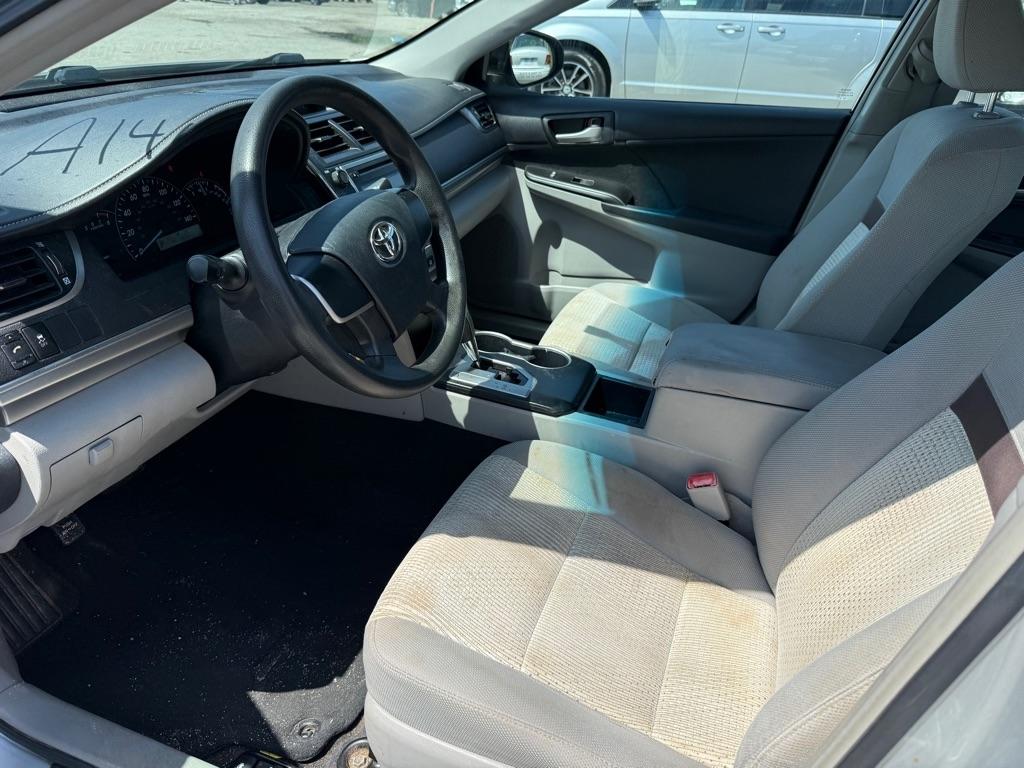 Toyota Camry L 2012