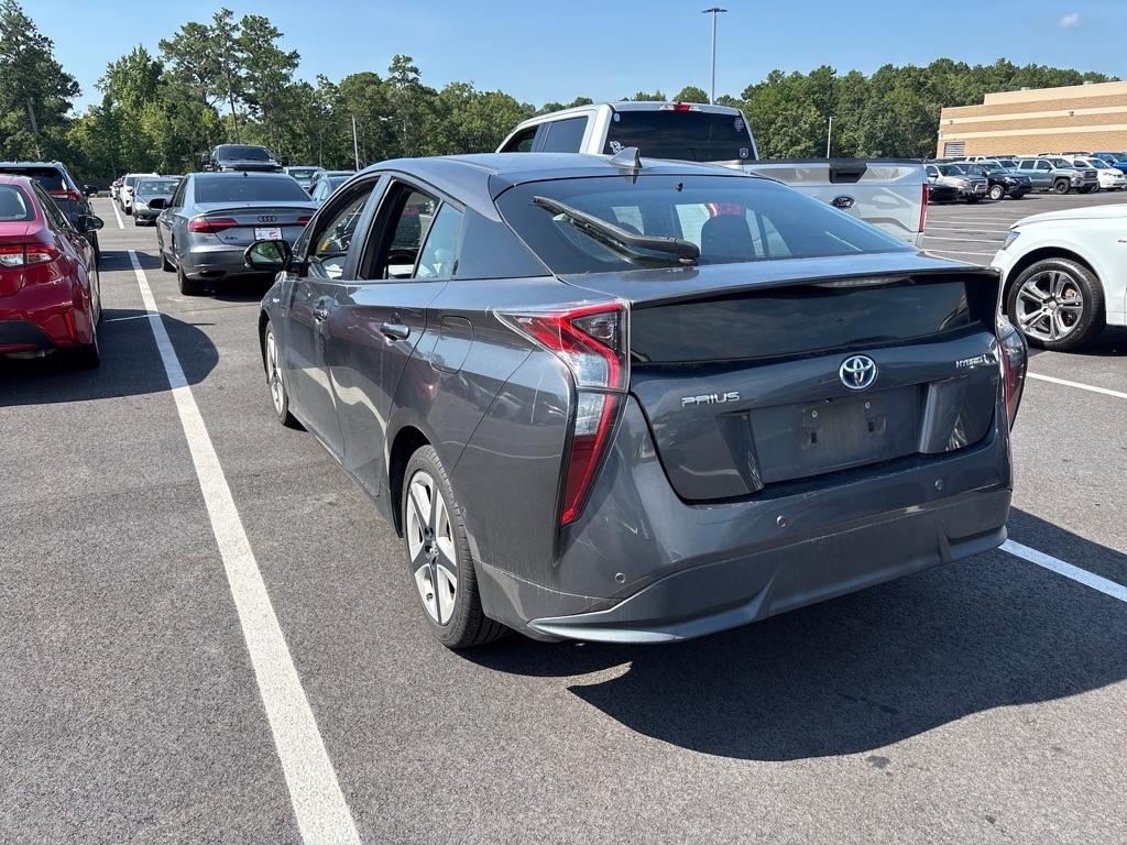 Toyota Prius Two Eco 2018