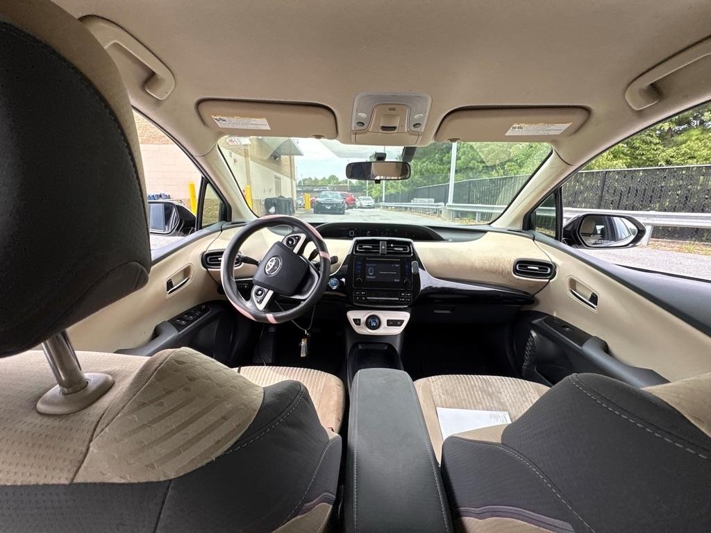 Toyota Prius Two Eco 2016