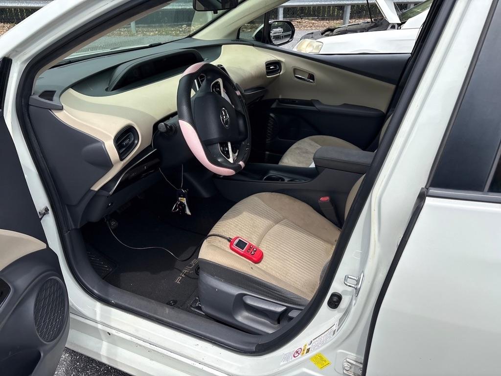 Toyota Prius Two Eco 2016