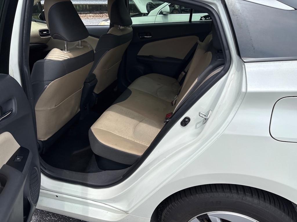 Toyota Prius Two Eco 2016