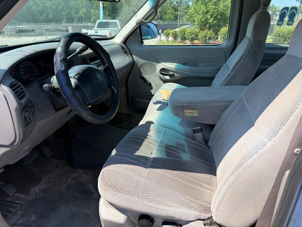 Ford F-150 XL SuperCab Short Bed 2WD 1998