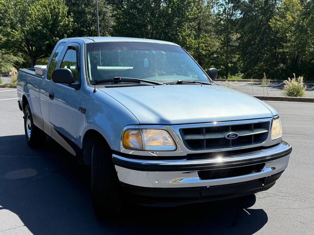 Ford F-150 XL SuperCab Short Bed 2WD 1998