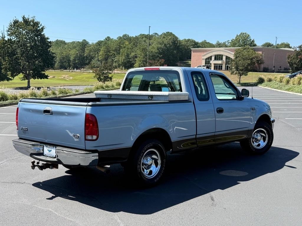 Ford F-150 XL SuperCab Short Bed 2WD 1998