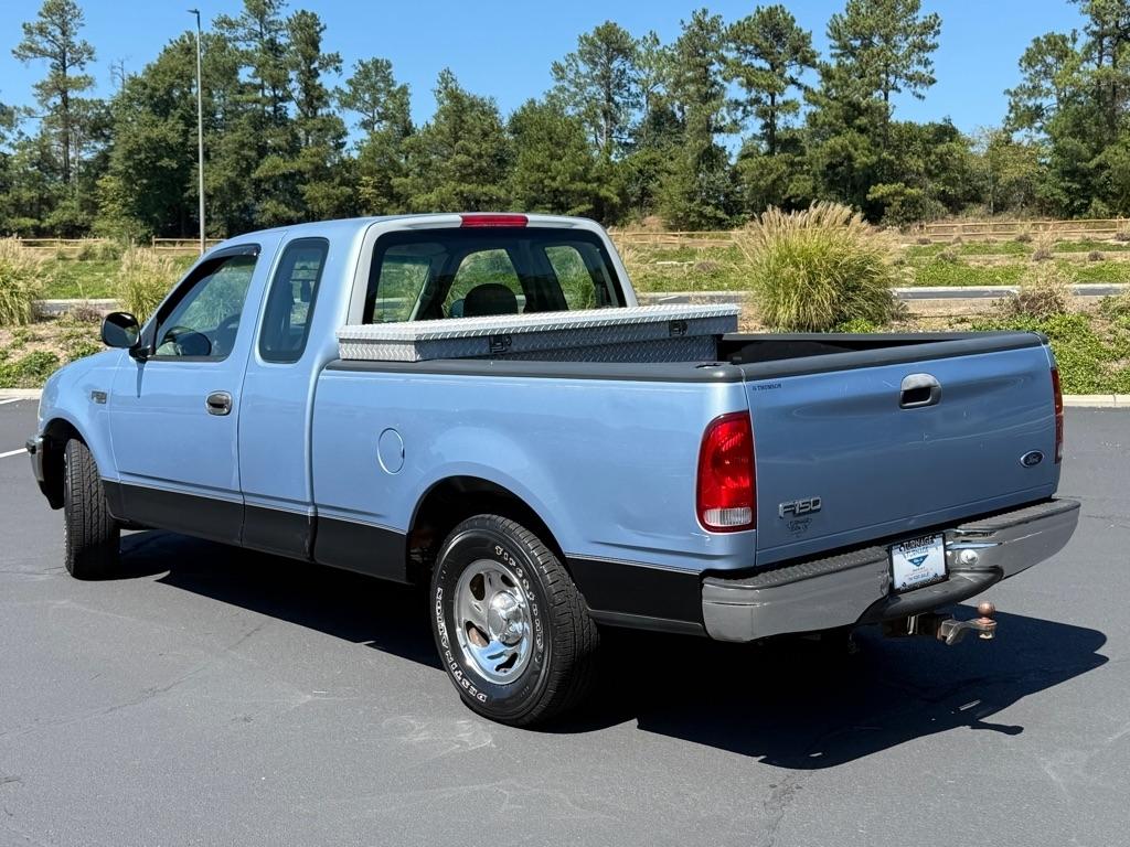 Ford F-150 XL SuperCab Short Bed 2WD 1998