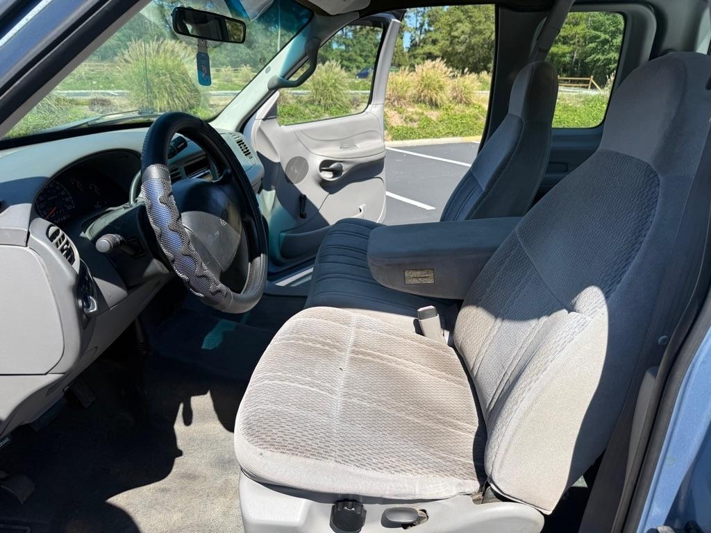 Ford F-150 XL SuperCab Short Bed 2WD 1998