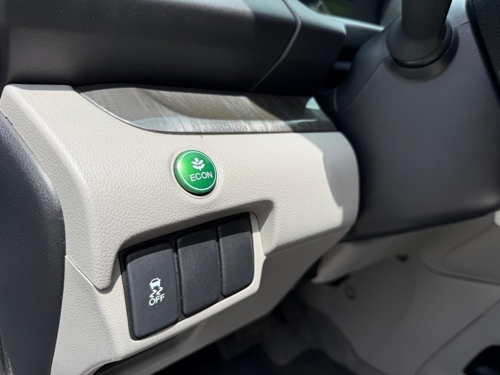 Honda CR-V EX-L 4WD 5-Speed AT 2012