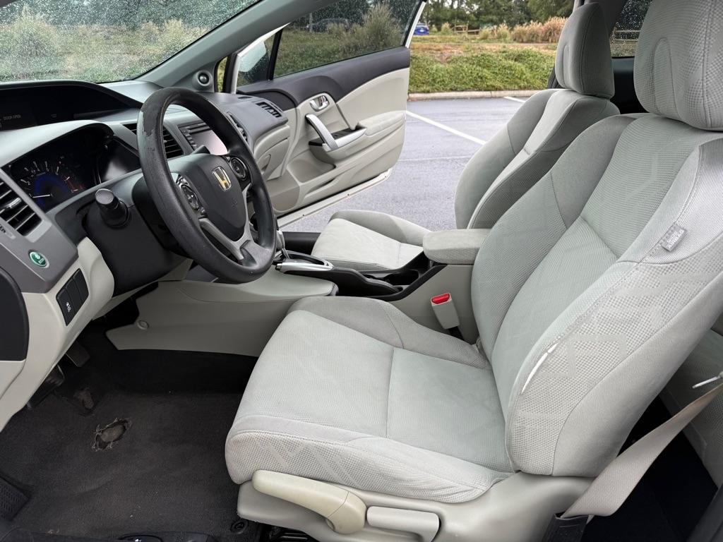 Honda Civic EX Coupe 5-Speed AT 2012