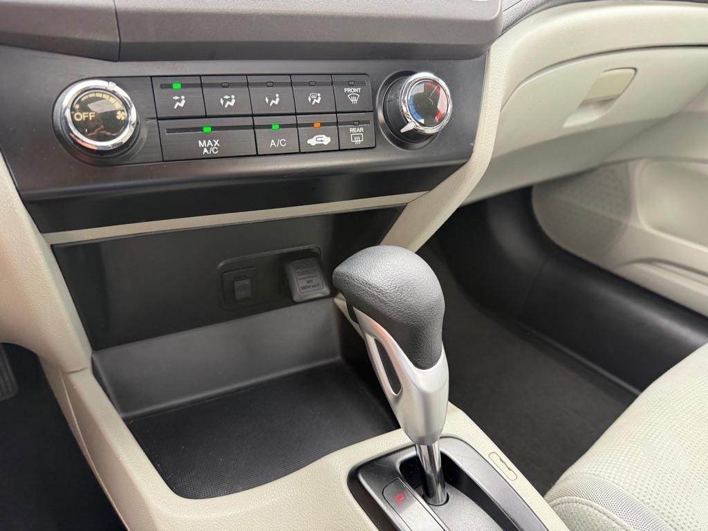 Honda Civic EX Coupe 5-Speed AT 2012