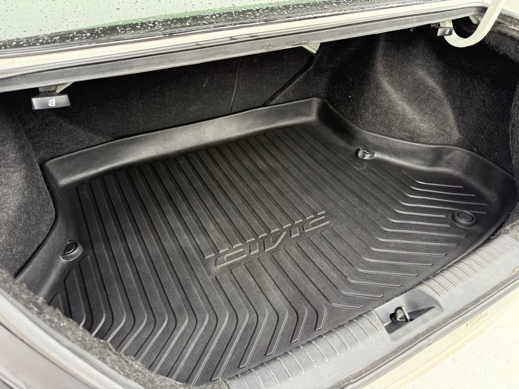 Honda Civic EX Coupe 5-Speed AT 2012