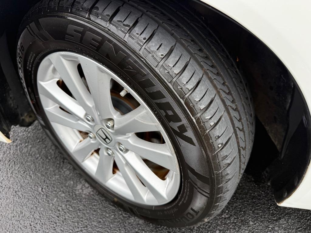 Honda Civic EX Coupe 5-Speed AT 2012