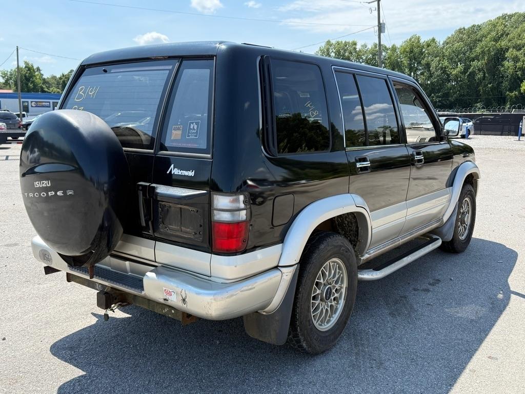 Isuzu Trooper S 4WD 1999
