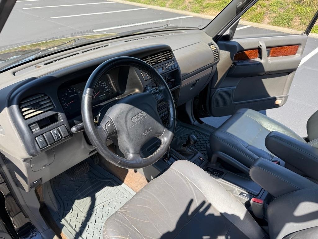 Isuzu Trooper S 4WD 1999