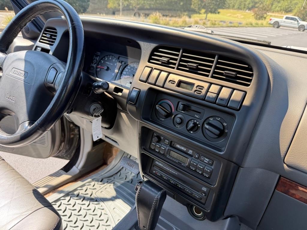 Isuzu Trooper S 4WD 1999
