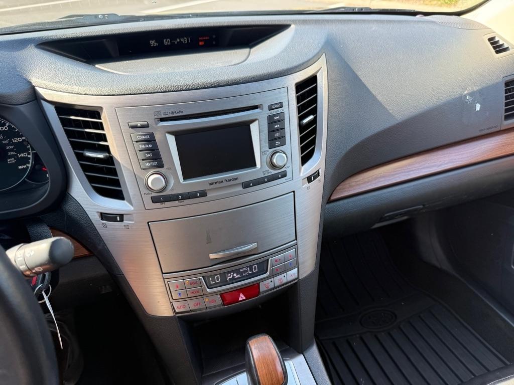Subaru Outback 2.5i Limited 2014