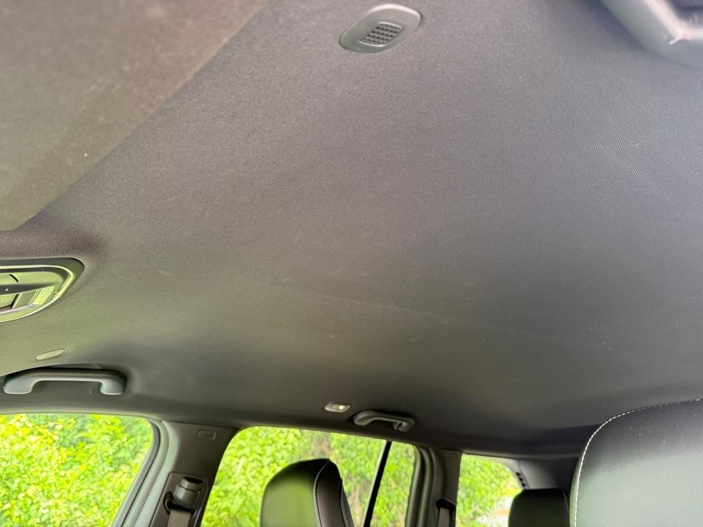 Jeep Grand Cherokee Laredo 4WD 2023