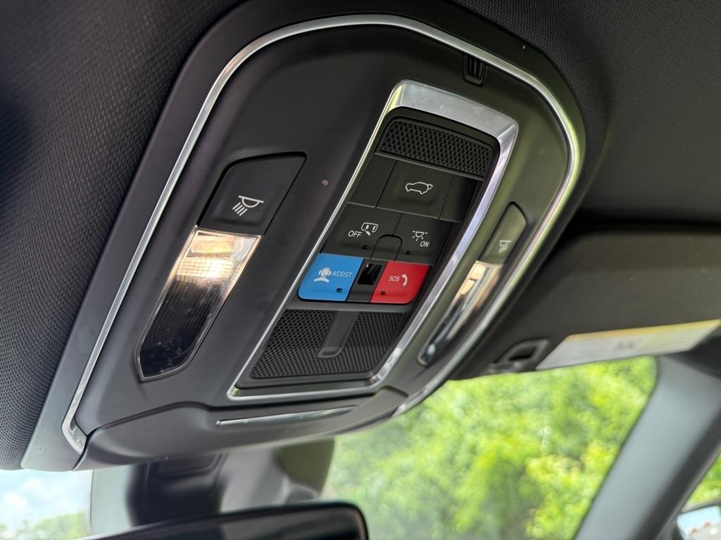 Jeep Grand Cherokee Laredo 4WD 2023