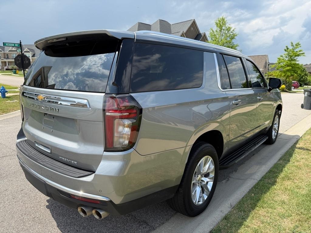 Chevrolet Suburban Premier 2023
