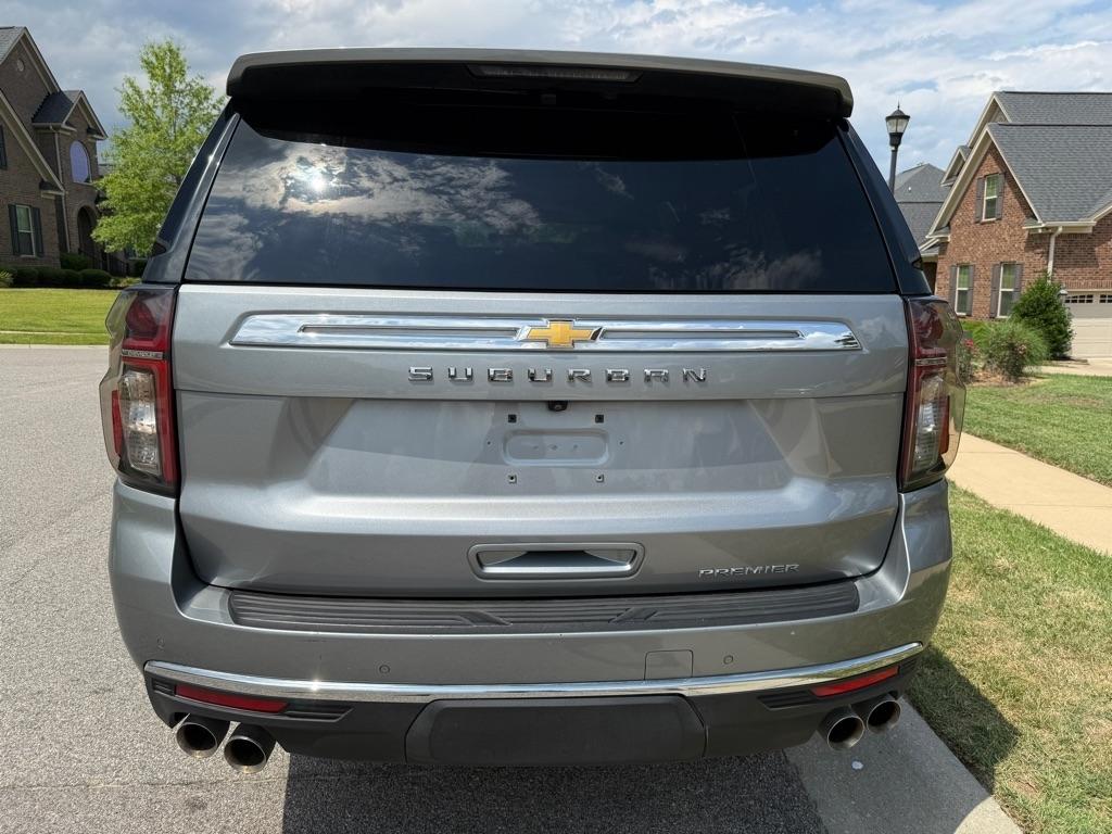 Chevrolet Suburban Premier 2023