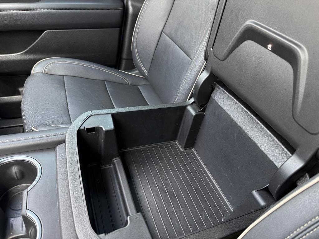 Chevrolet Suburban Premier 2023