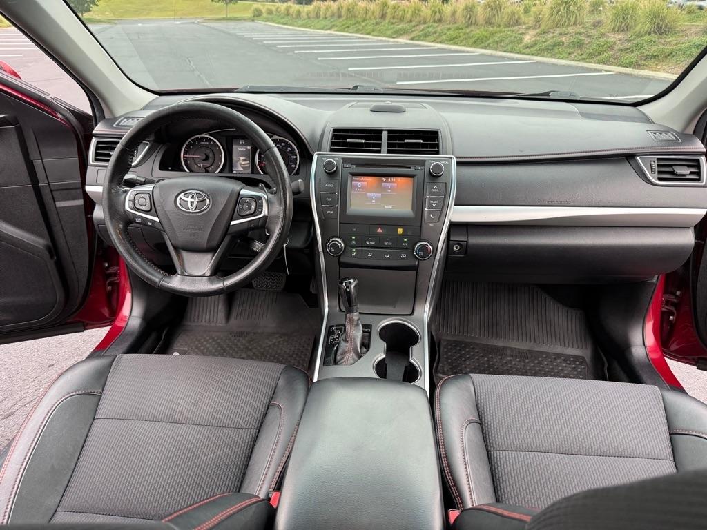 Toyota Camry LE 2017